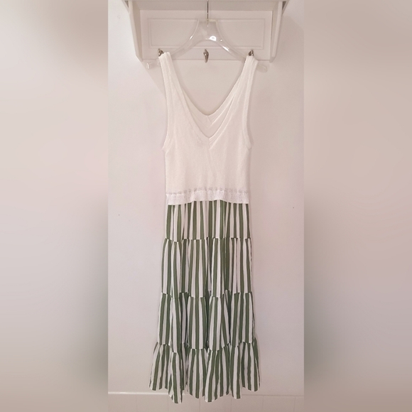 EN SAISON Cece Mixed Media Midi Dress in Sage Green Stripe Sz XS-S - Picture 6 of 12